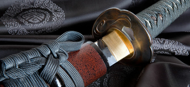 Hé lộ 5 thanh kiếm samurai trăm tuổi giá đắt đỏ - Hình 4 He lo 5 thanh kiem samurai tram tuoi gia dat do-Hinh-4