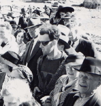 Những chi tiết kỳ lạ là bằng chứng về du hành thời gian? - Hình 4 Nhung chi tiet ky la la bang chung ve du hanh thoi gian?-Hinh-4