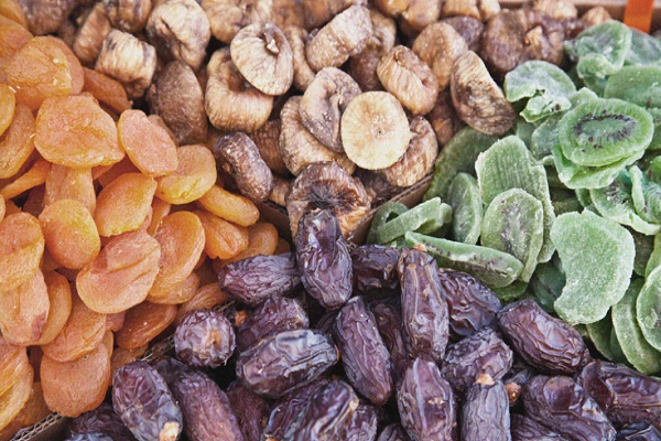 Ăn trái cây sai cách, cô gái bị mụn đầy mặt An trai cay sai cach, co gai bi mun day mat