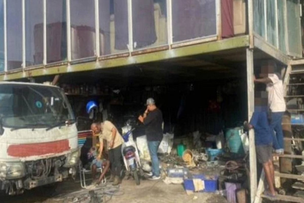 Sợ bị chia tay, chàng trai “bắt cóc” luôn bạn gái tuổi vị thành niên So bi chia tay, chang trai “bat coc” luon ban gai tuoi vi thanh nien