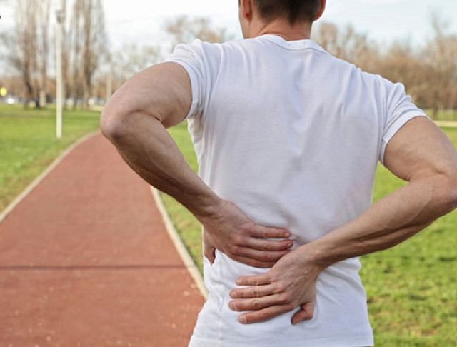 3 loại đau thắt lưng có thể là dấu hiệu bị ung thư thận - Hình 8 3 loai dau that lung co the la dau hieu bi ung thu than-Hinh-8