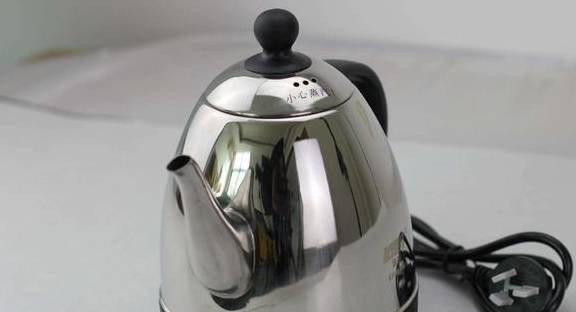 Lưu ý loại ấm siêu tốc cực hại sức khoẻ - Hình 10 Luu y loai am sieu toc cuc hai suc khoe-Hinh-10