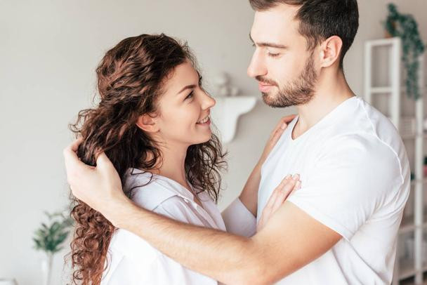 Những thực phẩm giúp đàn ông kéo dài chuyện ân ái Nhung thuc pham giup dan ong keo dai chuyen an ai