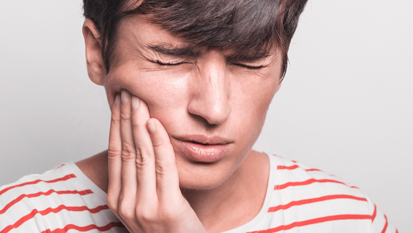 Dấu hiệu ung thư miệng cần cảnh giác - Hình 8 Dau hieu ung thu mieng can canh giac-Hinh-8