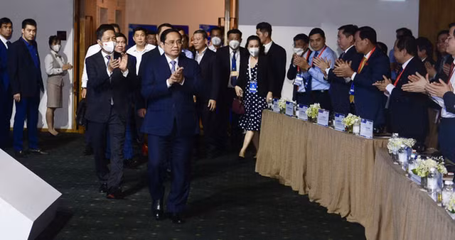 Thủ tướng Phạm Minh Chính: Xây dựng nền kinh tế độc lập, tự chủ, chủ động hội nhập Thu tuong Pham Minh Chinh: Xay dung nen kinh te doc lap, tu chu, chu dong hoi nhap