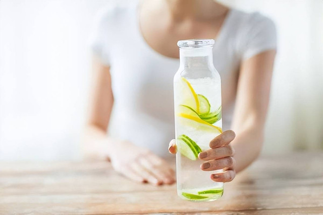Sự khác biệt giữa nước tinh khiết và nước khoáng là gì? - Hình 3 Su khac biet giua nuoc tinh khiet va nuoc khoang la gi?-Hinh-3
