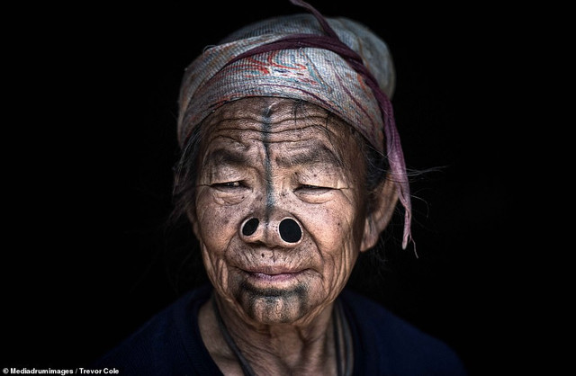 Cuộc sống từng rất dã man của bộ tộc săn đầu người ở Nagaland Cuoc song tung rat da man cua bo toc san dau nguoi o Nagaland