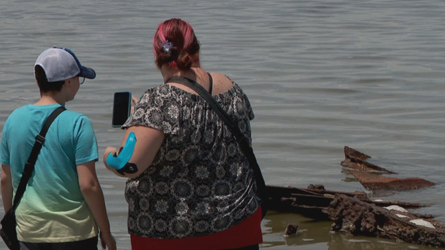 Bí ẩn con tàu vừa 'lộ thiên' sau 120 năm - Hình 4 Bi an con tau vua 'lo thien' sau 120 nam-Hinh-4