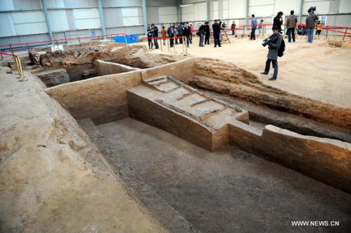 Bên trong lăng mộ hoàng đế tai tiếng nhất lịch sử Trung Quốc - Hình 8 Ben trong lang mo hoang de tai tieng nhat lich su Trung Quoc-Hinh-8