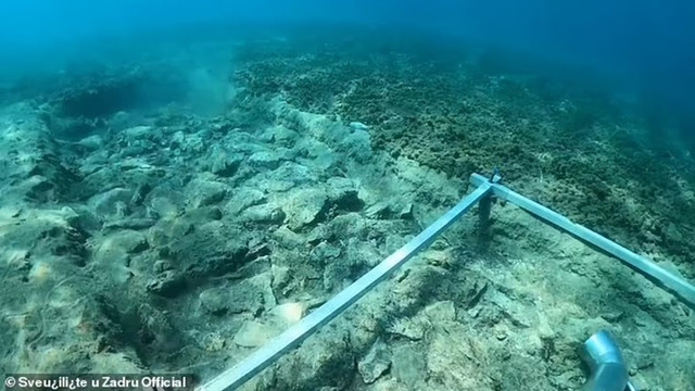 Con đường đá bên dưới đáy biển ngoài khơi đảo Korčula của Croatia - Hình 2 Con duong da ben duoi day bien ngoai khoi dao Korcula cua Croatia-Hinh-2