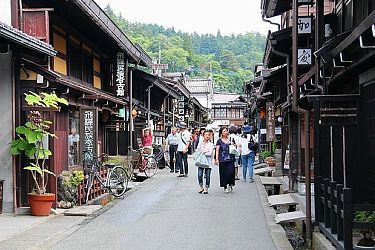 Hida-Takayama - thị trấn tuyệt đẹp như chốn thần tiên - Hình 2 Hida-Takayama - thi tran tuyet dep nhu chon than tien-Hinh-2