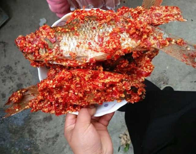 Món ăn kinh dị Trung Quốc nhìn là thấy hãi' nhưng dân bản địa lại mê mệt - Hình 9 Mon an kinh di Trung Quoc nhin la thay hai' nhung dan ban dia lai me met-Hinh-9