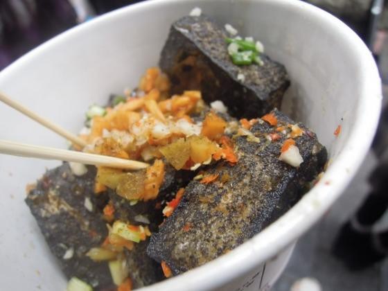 Món ăn kinh dị Trung Quốc nhìn là thấy hãi' nhưng dân bản địa lại mê mệt - Hình 8 Mon an kinh di Trung Quoc nhin la thay hai' nhung dan ban dia lai me met-Hinh-8