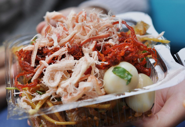 Vòng quanh phố cổ nếm thử loạt món ngon khó cưỡng của Hà thành - Hình 8 Vong quanh pho co nem thu loat mon ngon kho cuong cua Ha thanh-Hinh-8