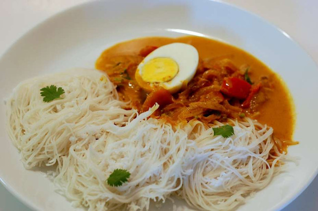 CNN bình chọn Cao lầu, Bún riêu vào top món ngon nhất Châu Á - Hình 10 CNN binh chon Cao lau, Bun rieu vao top mon ngon nhat Chau A-Hinh-10