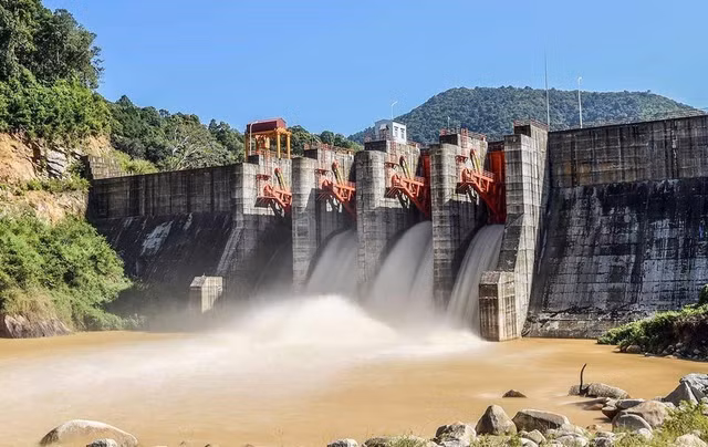 Trung Nam thong tin ve phap ly 2 du an Thuy dien Krong No