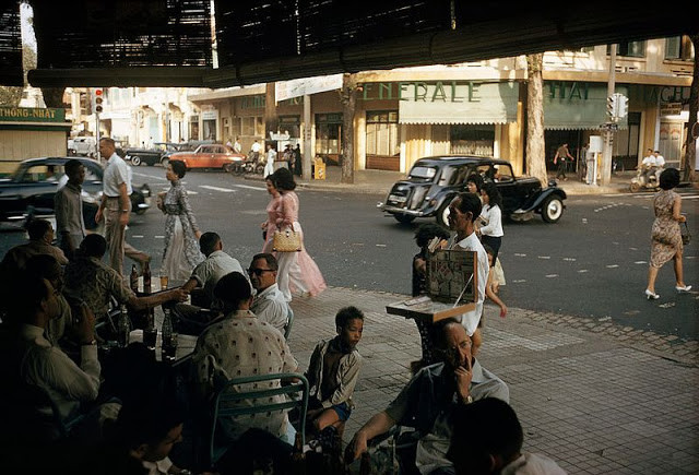 Bộ ảnh hiếm Sài Gòn những năm 1960: Bình dị, mộc mạc Bo anh hiem Sai Gon nhung nam 1960: Binh di, moc mac