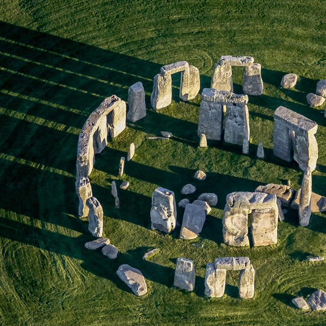 Hé lộ lời giải bí ẩn ngàn năm ở bãi đá cổ Stonehenge - Hình 2 He lo loi giai bi an ngan nam o bai da co Stonehenge-Hinh-2