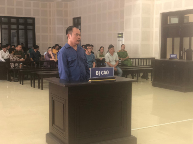 Chồng giết vợ vì phát hiện ngoại tình với thanh niên nhỏ hơn 14 tuổi Chong giet vo vi phat hien ngoai tinh voi thanh nien nho hon 14 tuoi