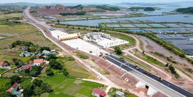 Địa phương nào sở hữu tuyến cao tốc dài gần 180km? - Hình 10 Dia phuong nao so huu tuyen cao toc dai gan 180km?-Hinh-10