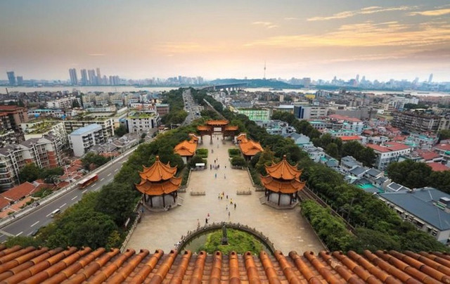 Nguon con ten goi thanh pho 'Hoa Lo' Vu Han