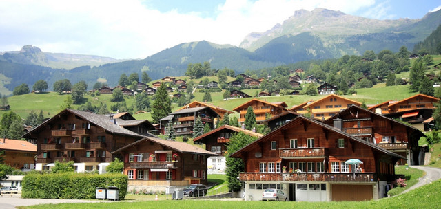 Khám phá ngôi làng đẹp như tranh, không tiếng còi xe ở Thụy Sĩ - Hình 7 Kham pha ngoi lang dep nhu tranh, khong tieng coi xe o Thuy Si-Hinh-7