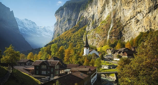 Khám phá ngôi làng đẹp như tranh, không tiếng còi xe ở Thụy Sĩ - Hình 9 Kham pha ngoi lang dep nhu tranh, khong tieng coi xe o Thuy Si-Hinh-9