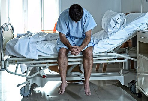 Biết gì về bệnh lạ khiến con người giống như xác sống? - Hình 7 Biet gi ve benh la khien con nguoi giong nhu xac song?-Hinh-7