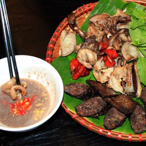 Các món ăn nội tạng hấp dẫn hút khách ở Hà thành - Hình 10 Cac mon an noi tang hap dan hut khach o Ha thanh-Hinh-10