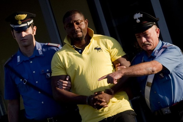 Biết gì về luật im lặng đáng sợ trong thế giới ngầm của mafia? - Hình 10 Biet gi ve luat im lang dang so trong the gioi ngam cua mafia?-Hinh-10