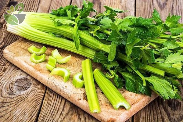 Tống Mỹ Linh bị ung thư vẫn sống thọ 106 tuổi nhờ loại rau này? - Hình 5 Tong My Linh bi ung thu van song tho 106 tuoi nho loai rau nay?-Hinh-5