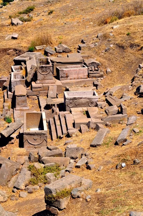 Chuyen gia bo tay truoc nhung ngoi mo quai nhat the gioi-Hinh-10