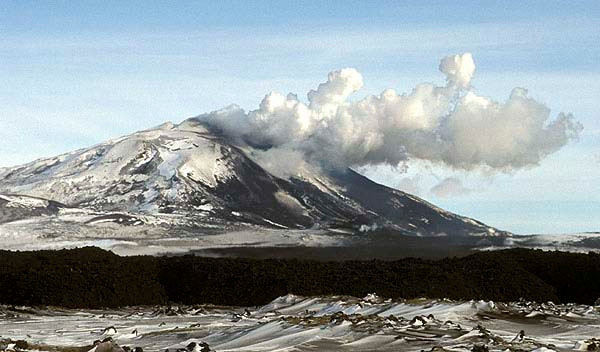 Thực hư “cổng địa ngục” bí ẩn ở Iceland Thuc hu “cong dia nguc” bi an o Iceland