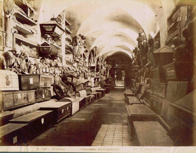 Chụp X-quang xác ướp trẻ em trong hầm mộ Capuchin - Hình 8 Chup X-quang xac uop tre em trong ham mo Capuchin-Hinh-8