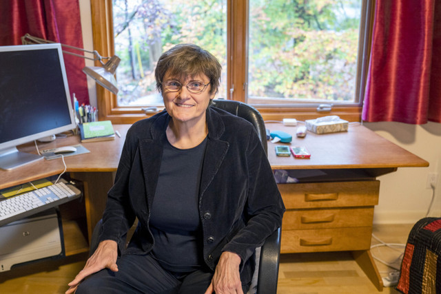 Biết gì về giáo sư đặt nền móng cho vắc xin Pfizer/Moderna? - Hình 2 Biet gi ve giao su dat nen mong cho vac xin Pfizer/Moderna?-Hinh-2