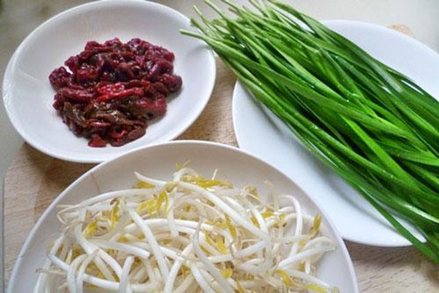 4 món ngon từ giá đỗ giúp quý ông tăng ham muốn "yêu" - Hình 6 4 mon ngon tu gia do giup quy ong tang ham muon