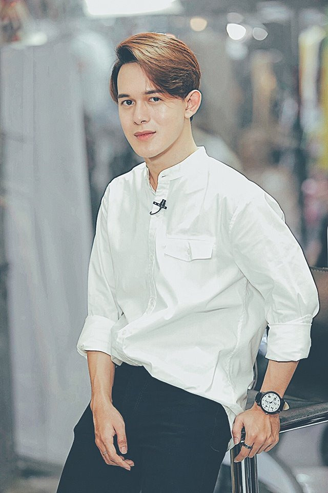 Gu ăn mặc nam tính không chê vào đâu được của Bảo Bảo 'Về nhà đi con' ngoài đời - Hình 2 Gu an mac nam tinh khong che vao dau duoc cua Bao Bao 'Ve nha di con' ngoai doi-Hinh-2