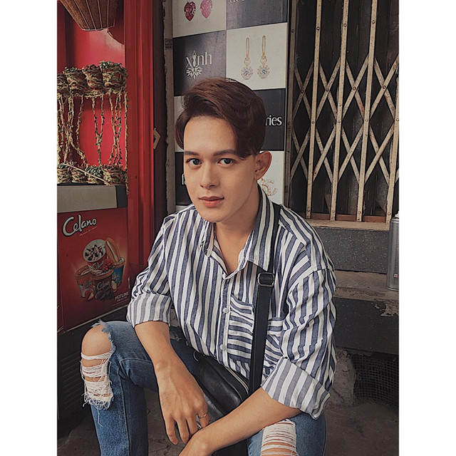 Gu ăn mặc nam tính không chê vào đâu được của Bảo Bảo 'Về nhà đi con' ngoài đời - Hình 5 Gu an mac nam tinh khong che vao dau duoc cua Bao Bao 'Ve nha di con' ngoai doi-Hinh-5