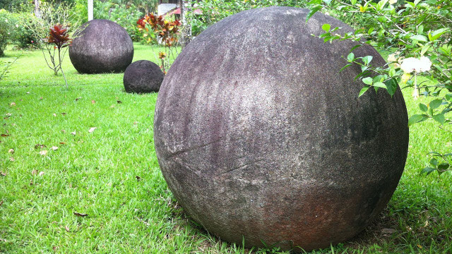 Nhung qua cau da ki bi nang vai tan nghi chua vang ben trong-Hinh-2