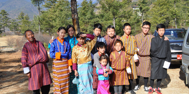 Sự thật thú vị về đất nước hạnh phúc nhất thế giới Bhutan Su that thu vi ve dat nuoc hanh phuc nhat the gioi Bhutan