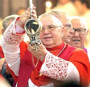 Bí ẩn lọ máu 'phép màu' của Thánh Januarius Bi an lo mau 'phep mau' cua Thanh Januarius