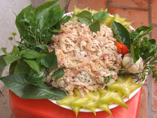 Den Bac Giang thuong thuc mon goi ca me dan da, ngon ma la-Hinh-7