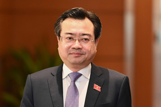 Bộ trưởng Xây dựng Nguyễn Thanh Nghị hôm nay đăng đàn trả lời chất vấn Bo truong Xay dung Nguyen Thanh Nghi hom nay dang dan tra loi chat van