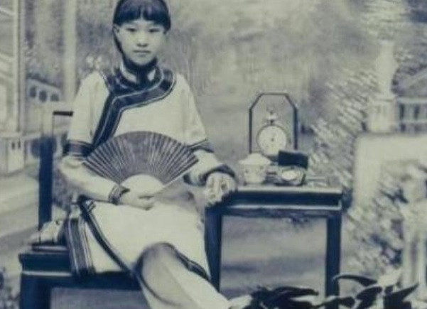 Hé lộ dung mạo của hoàng đế, phi tần nhà Thanh qua loạt ảnh hiếm - Hình 7 He lo dung mao cua hoang de, phi tan nha Thanh qua loat anh hiem-Hinh-7