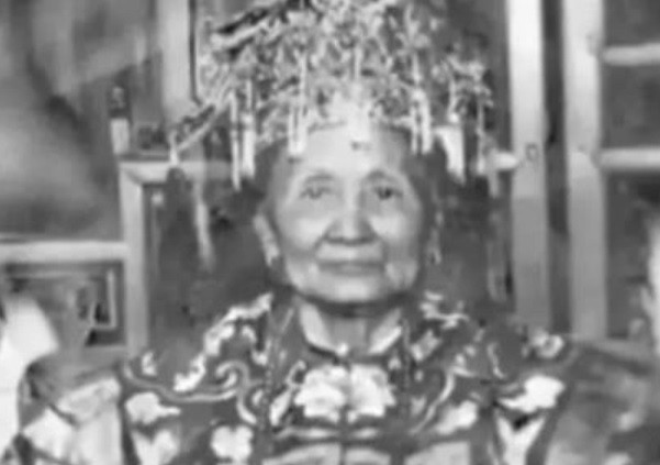 Hé lộ dung mạo của hoàng đế, phi tần nhà Thanh qua loạt ảnh hiếm - Hình 2 He lo dung mao cua hoang de, phi tan nha Thanh qua loat anh hiem-Hinh-2