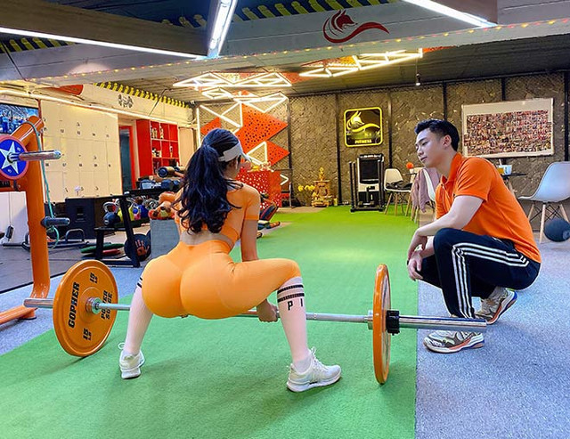 Bí kíp vóc dáng nóng bỏng của hot girl phòng gym Phạm Hồng Nhung - Hình 4 Bi kip voc dang nong bong cua hot girl phong gym Pham Hong Nhung-Hinh-4