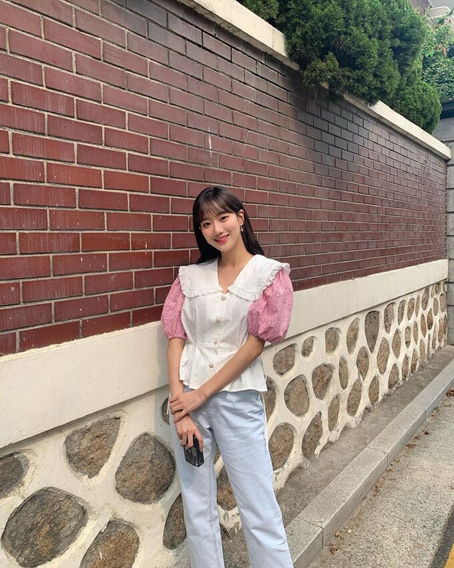 Nữ thần tượng xinh đẹp nhất Hàn Quốc ăn mặc gợi cảm, thời thượng - Hình 7 Nu than tuong xinh dep nhat Han Quoc an mac goi cam, thoi thuong-Hinh-7