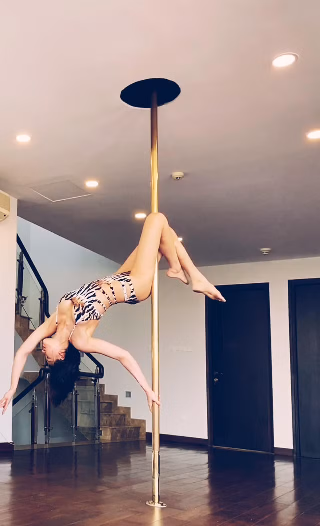 MC Phuong Mai chia se bi quyet giu dang bang tap yoga, mua cot-Hinh-10