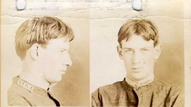 Sửng sốt về tù nhân khét tiếng ở nhà tù kiên cố nhất nước Mỹ - Hình 8 Sung sot ve tu nhan khet tieng o nha tu kien co nhat nuoc My-Hinh-8