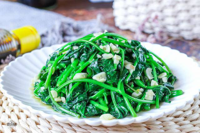 3 món ăn rẻ tiền bổ huyết dưỡng khí, giải độc dưỡng gan vạn người mê - Hình 3 3 mon an re tien bo huyet duong khi, giai doc duong gan van nguoi me-Hinh-3